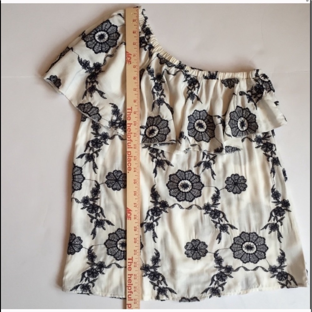 One Shoulder Ruffle Top - Picture 10 of 10